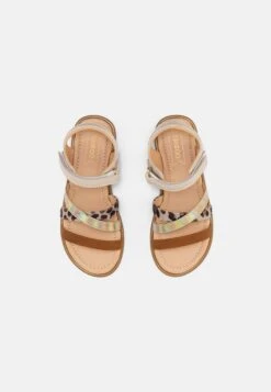 Friboo Sandalen - Beige 9 Friboo Sandalen - Beige -Friboo 50daefb6c0f04bf7922ded611d860db0
