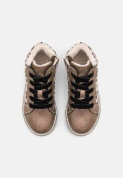 Friboo Sneakers Hoog - Bronze 9 Friboo Sneakers Hoog - Bronze -Friboo e513635350d64f4d999411b7c9d4cfee